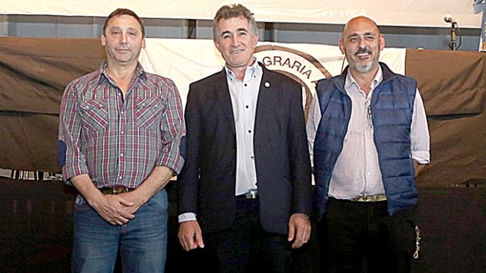 “Si nos dividimos adentro, no nos respetan afuera”