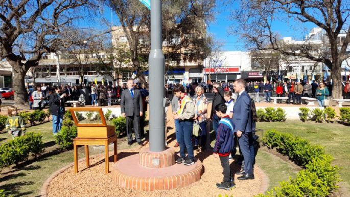 Gill encabezó su último acto por el aniversario de Villa María como intendente