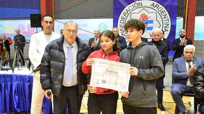Varios villamarienses en el podio