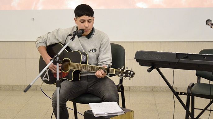 Hubo noche de mucha música y se entregaron los “Belgrammys”