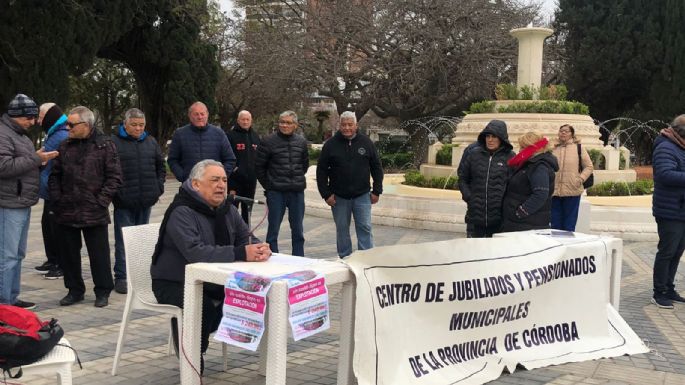 [Videos] Se realizó la Radio Abierta de trabajadores y jubilados municipales