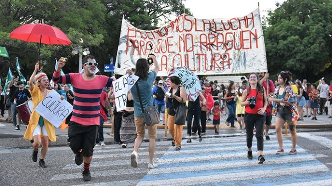 Cacerolazo Cultural en la Villa