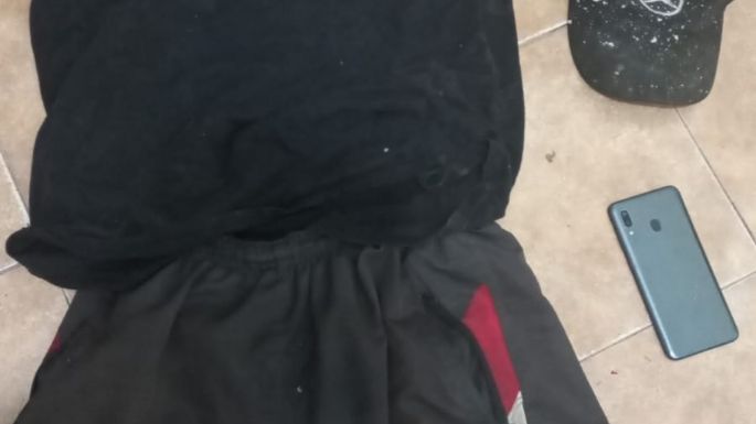 Golpeó con un arma en la cabeza a un hombre para robarle el celular