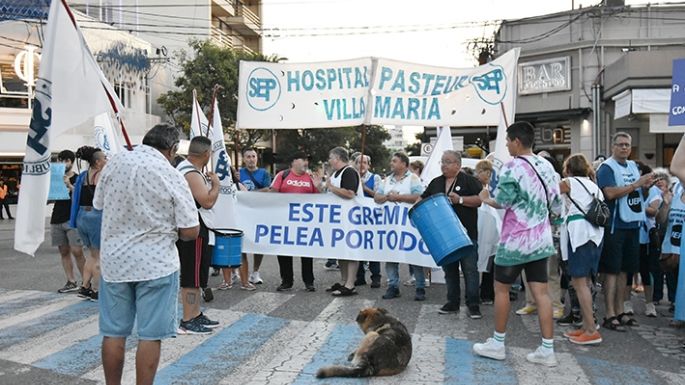 Otra importante concentración y marcha de varios gremios