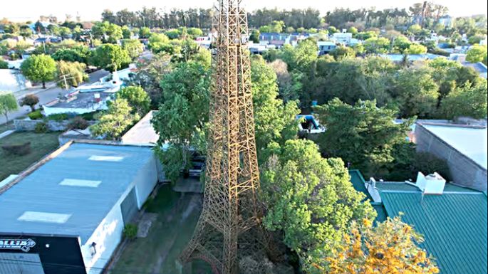 ¿Torre Eiffel en San Francisco?