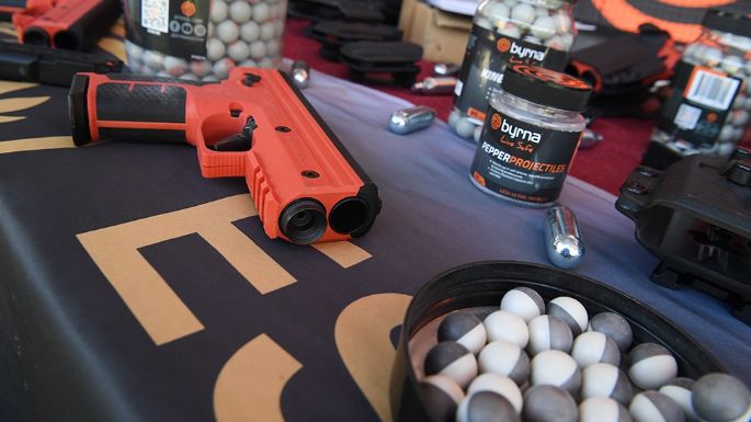 La Policía de Córdoba ya cuenta con 5.000 armas de letalidad reducida 