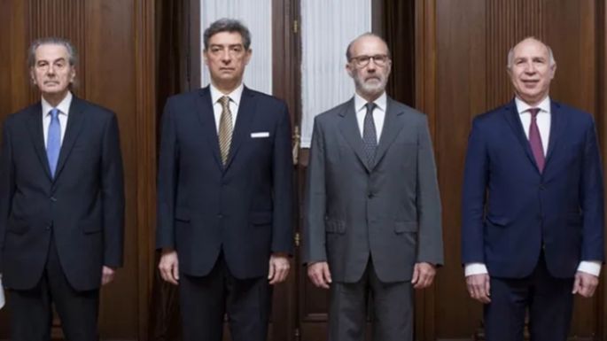El DNU llegó a la Corte Suprema