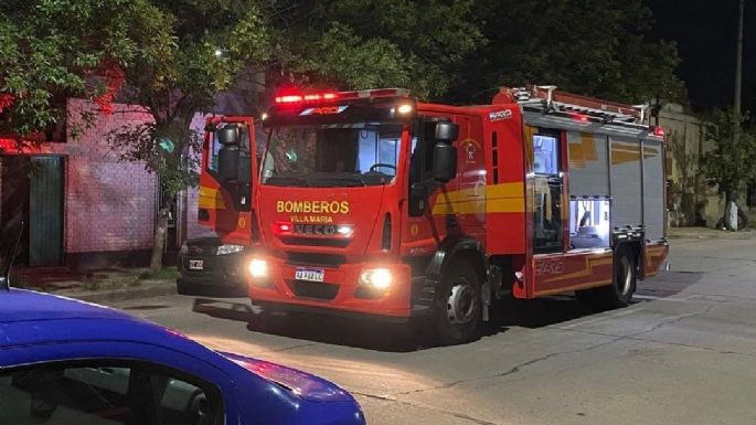 Combatieron incendio en un comercio de la ciudad