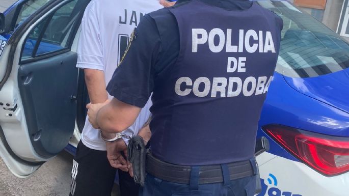 Un joven de 20 años fue detenido por golpear a su novia