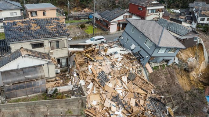 Las lluvias dificultan el rescate de las víctimas tras el sismo que dejó 55 muertos en Japón