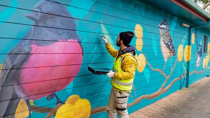 Lautaro Musse, o las huellas de colores de un pájaro pintor
