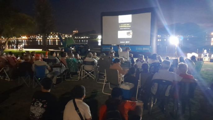 Comenzó un nuevo ciclo de Cine Bajo las Estrellas