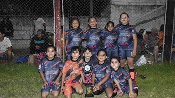 El Parque y Naranjitas, las campeonas del Nocturno
