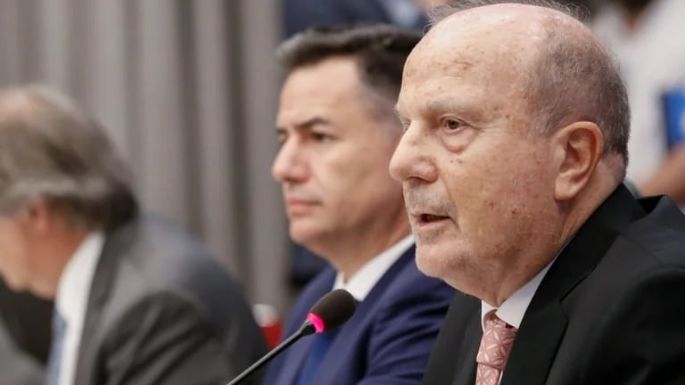 Milei echó al ministro de Infraestructura, Guillermo Ferraro