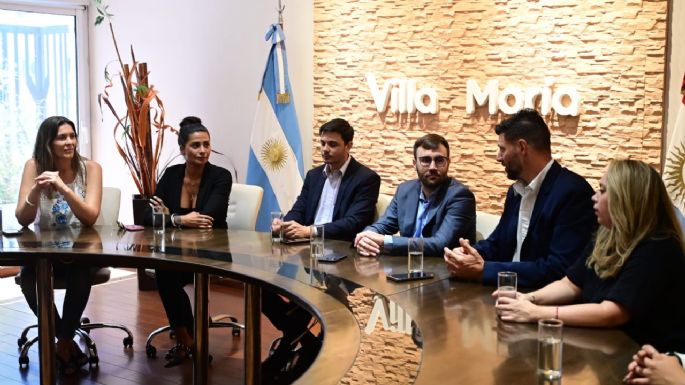 Villegas anunció cambios en el programa Centros Comerciales a Cielo Abierto