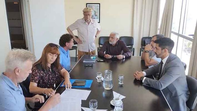 La UEPC rechazó la propuesta salarial hecha por el Gobierno