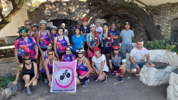 A un mes del crimen de Natalia, sus compañeras organizaron una bicicleteada para recordarla