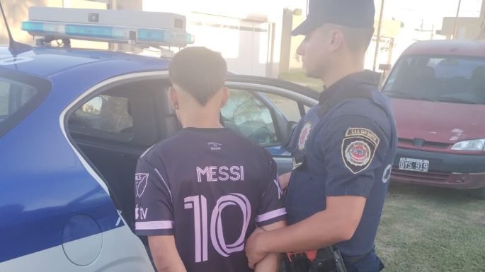 Detuvieron a un joven de 19 años y secuestraron motopartes 