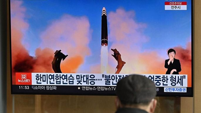 Norcorea disparó misiles nucleares subacuáticos