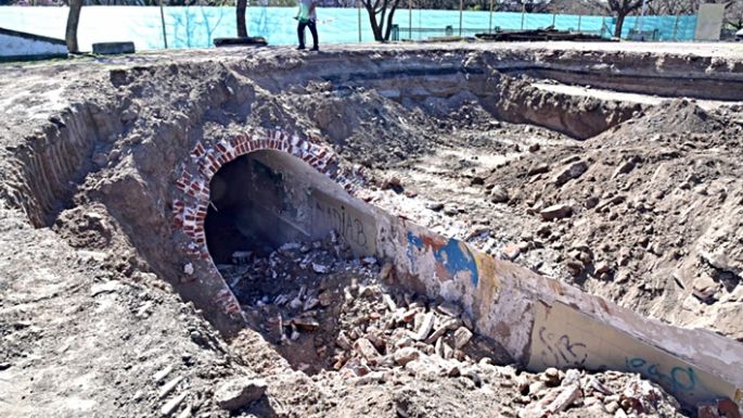 Trabajadores municipales reactivarían la obra del Túnel Hermanos Seco