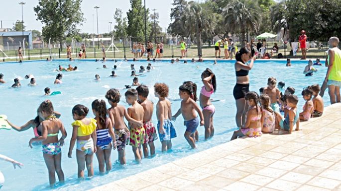 La Tecnoteca, a la pileta