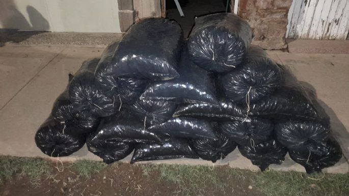 Hurtó materiales de una obra y los quiso cruzar a su propio domicilio