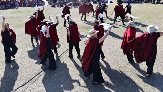 Más de 350 bailarines darán apertura al Recorrido Peñero