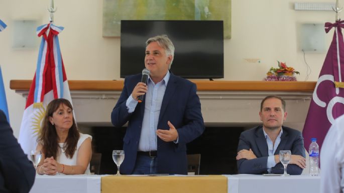 Llaryora se reunió con representantes de cooperativas y mutuales