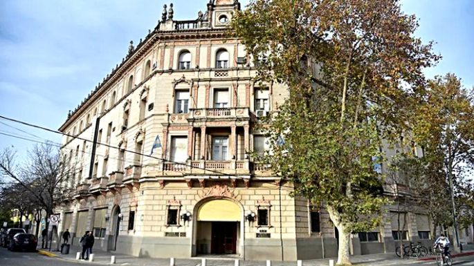 Pidieron la “urgente reincorporación” de quienes se quedaron sin trabajo