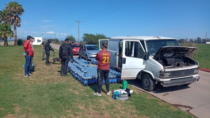 Controles de la FPA cerca de la cárcel de Bouwer