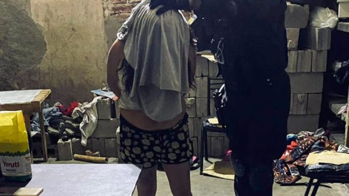 Detuvieron a una pareja que vendía drogas en un puesto de choripán