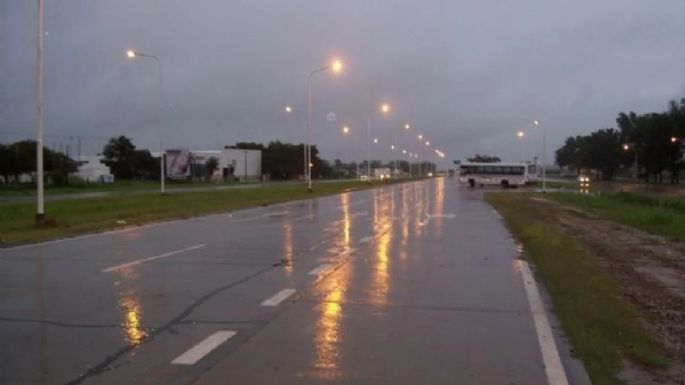 ¿Cuáles son las rutas que continúan cortadas por la fuerte tormenta?