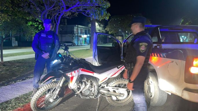 Dos jóvenes detenidos por robar una motocicleta
