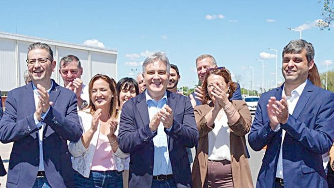 Llaryora inauguró obras al norte de la provincia