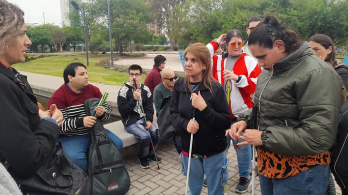 Oclusores en el Día del Bastón Verde y Día del Bastón Blanco