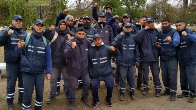 Barrenderos quedan en la calle