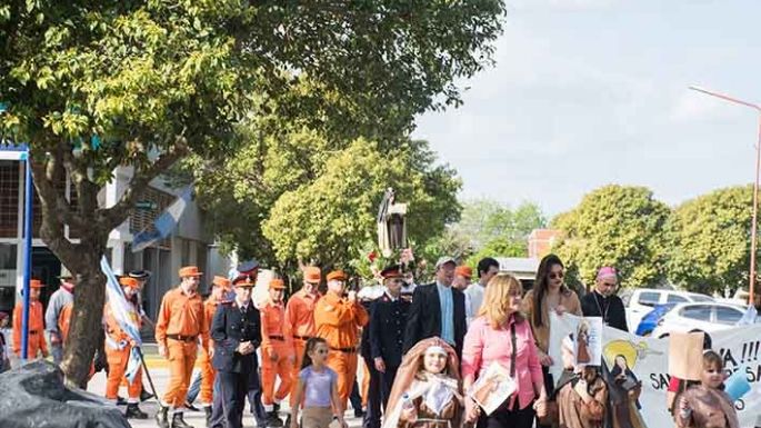 El pueblo se unió en un festejo