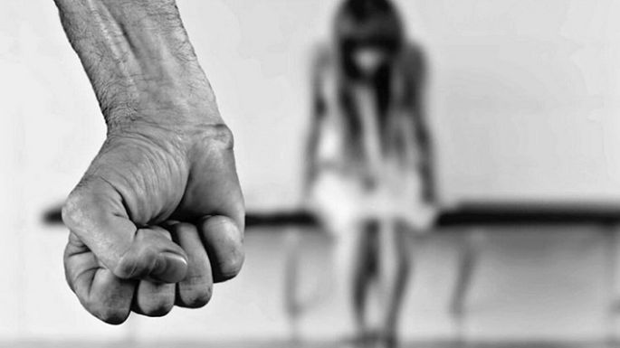 Dos violentos, presos por agredir a mujeres
