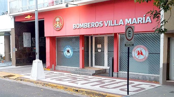 Los bomberos asistieron a cinco personas heridas