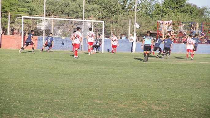 Universitario no cedió terreno