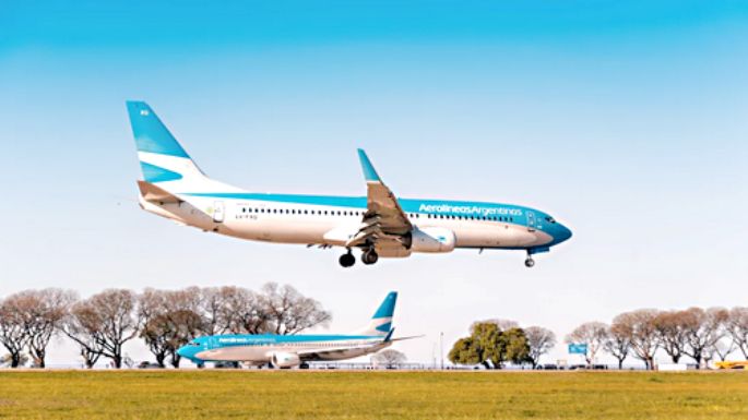 Retoman el debate sobre la privatización de Aerolíneas