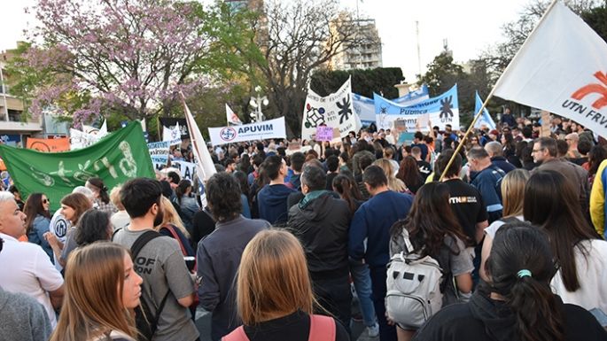 Una gran marcha universitaria
