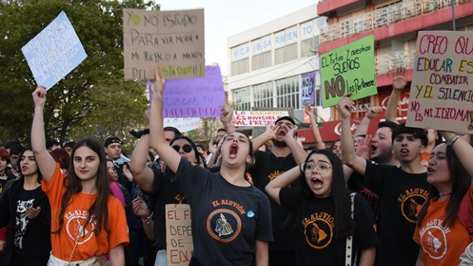 Una gran marcha universitaria