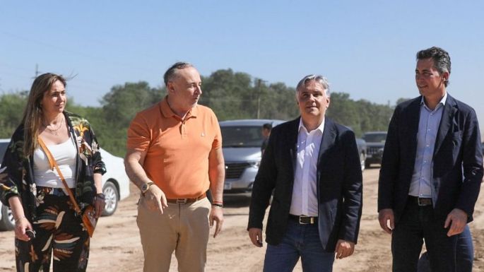 Llaryora supervisó la obra de circunvalación Villa María - Villa Nueva