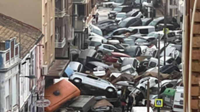 Casi 100 muertos en Valencia por las inundaciones