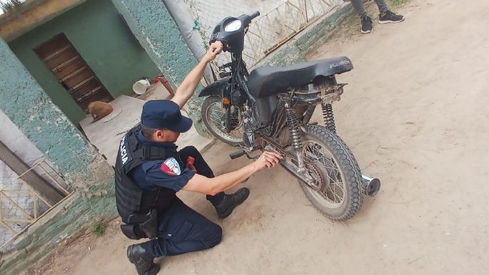 Circulaba en una moto robada y terminó detenido