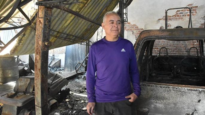 El fuego arrasó con todo y ahora debe volver a empezar