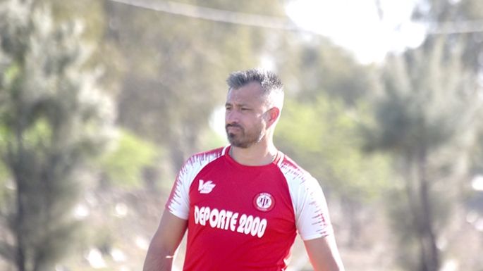Juegan para seguir subiéndose al barco