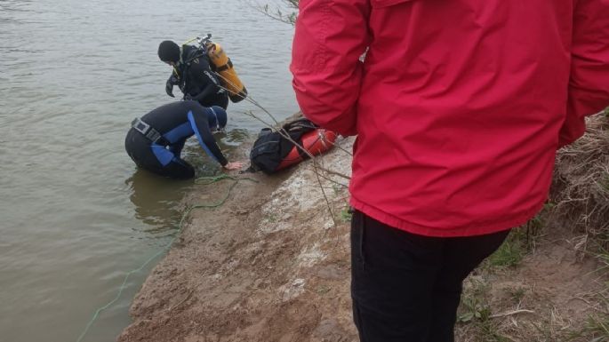 Hallaron muerto en el río, a seis metros de profundidad, a un joven de 27 años
