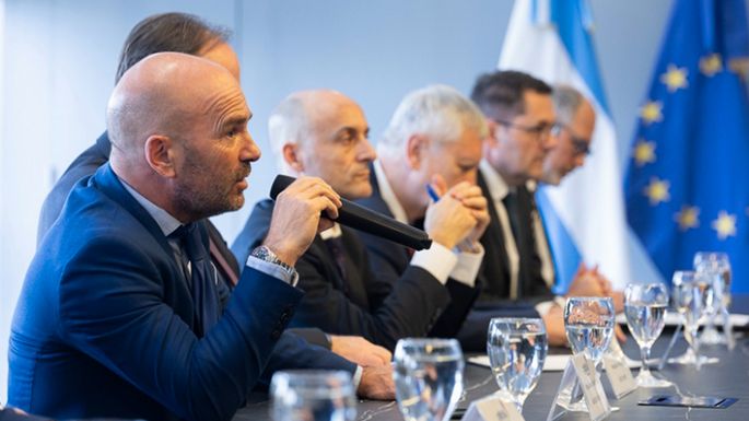 Intendentes se reunieron con diplomáticos de la UE